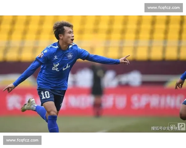 牛仔裤到射手王:高驰的绿茵逆袭路 牛仔裤到射手王:高驰的绿茵逆袭路