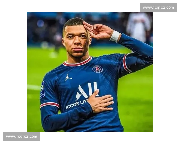 曼联 15 岁新星庆皇马德比胜:转发姆巴佩名场面藏野心 曼联 15 岁新星庆皇马德比胜:转发姆巴佩名场面藏野心